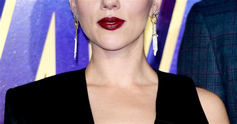 Scarlett Johansson Blonde Hair Rules Avengers Premiere