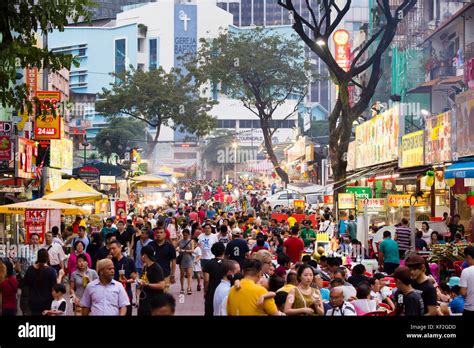 Jalan Alor Located In Bukit Bintang Is A Well Known And Famous Street