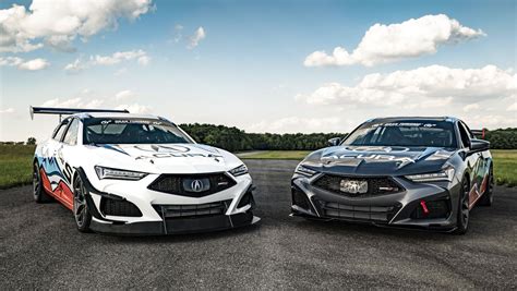 Acuras New 2022 Mdx Type S Is Towing A Tlx Racecar From Ohio To Pikes