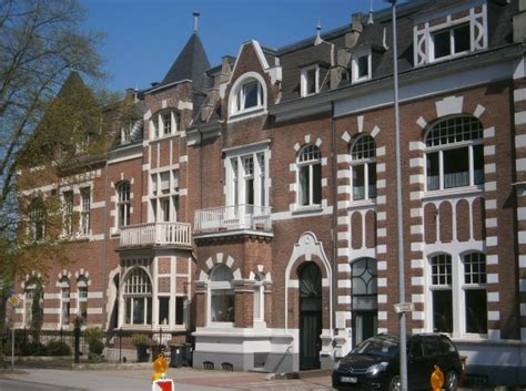 Kleve is a town in the lower rhine region of northwestern germany near the dutch border and the river rhine. Haus Tiergartenstraße 56-62 in Kleve - Gestern + Heute ...