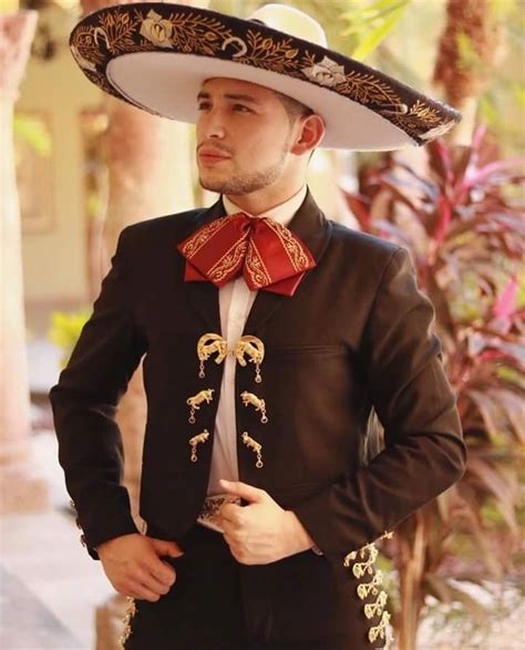 Pin De Gabino En Charros De México Traje Charro De Gala Traje De