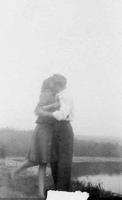 Mom And Dad 1948 Flickr Photo Sharing Vintage Kiss Vintage Couples