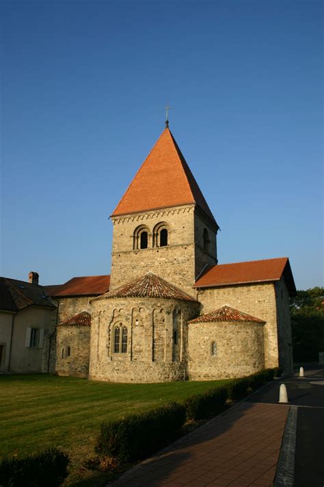 En he also welcomed the many measures taken by the canton of vaud dealing with the naturalization and integration of foreigners. Saint-Sulpice, Vaud - Wikipedia