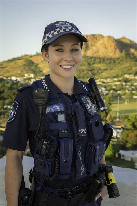What It S Really Like To Be A Female Cop Artofit