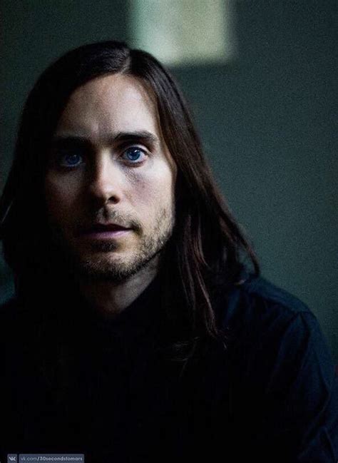 44 yaşındaki yarı müzisyen yarı oyuncu jared leto'nun her iki camiada da büyük bir şekli olsa gerek ki kadınlarla arası bu kadar iyi. Pin by lady stardust on jared leto | Jared leto, Shannon ...