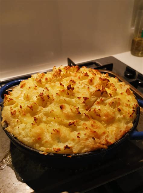Chicken Bacon And Leek Cottage Pie Recipe Image By Judith Connolly Pinch Of Nom