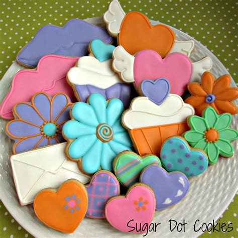 Diy cupcake cake cookie decorating kits shipped to your door are a safe fun indoor activity. My next cookie class is scheduled for February 6th, 2014 ...