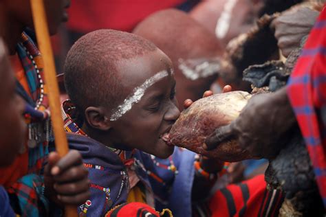 Kenyas Maasai Mark Rite Of Passage With Elaborate Ceremony Metro Us