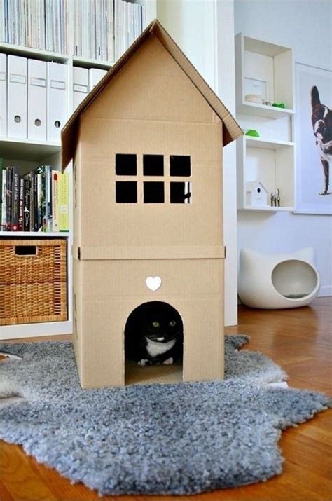 31 Things You Can Make With A Cardboard Box That Will Blow
