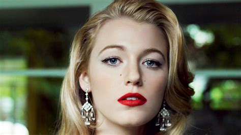 Stunning Blake Lively Closeup Photo In A Blur Background Hd Celebrities Wallpapers Hd
