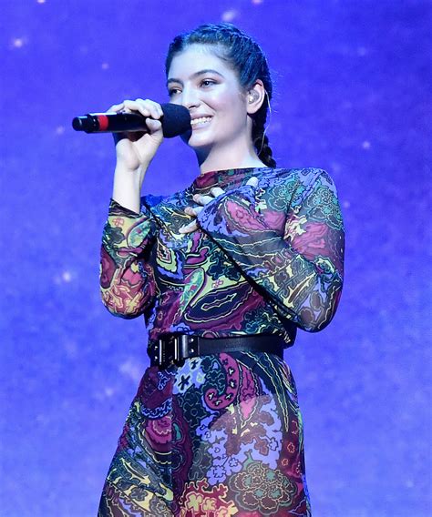 lorde revealed the meaning behind her stage name and it s perfect lorde music photo governors