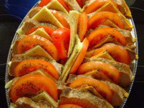 Lachs - Braten vom Schwein mit Käse und Tomaten Rezept