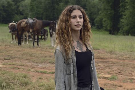 Ist dem genre action zuzuordnen. Interview: Talking with 'The Walking Dead' Stars Nadia ...
