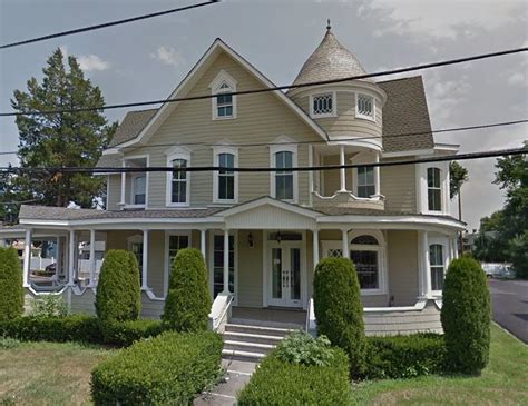 The House Where Sabrina The Teenage Witch Was Filmed Is In Nj