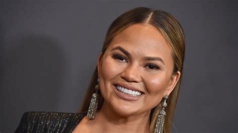 Moms Are Living For These Videos Of Chrissy Teigen Saving Her Spilled