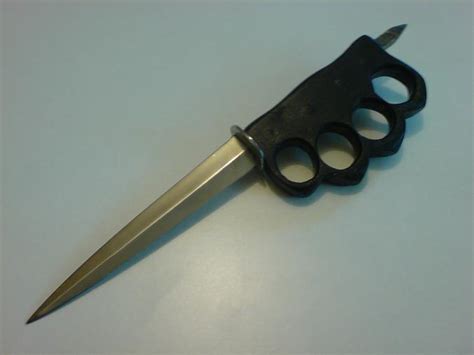 Weaponcollectors Knuckle Duster And Weapon Blog Handmade Dagger