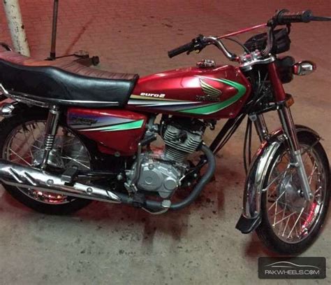 It would not be wrong to say that it is the most loved motor cycle, at least in pakistan. Used Honda CG 125 2014 Bike for sale in Islamabad - 133334 ...