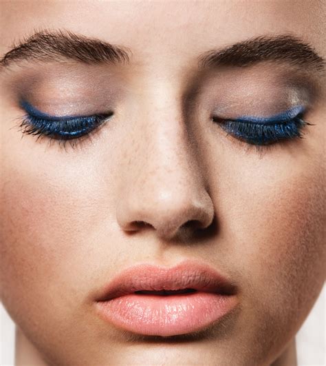 Yes You Can Wear Blue Eye Shadow Heres How Atlanta Magazine