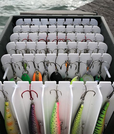 Portable Compartments Fishing Lure Spoon Hook Rig Case Box Bait Storage B F Promote Sale