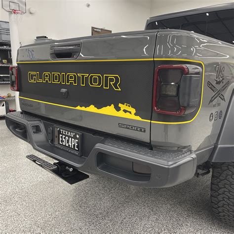 Tailgate Graphic Wrap We Made It Easy Photos And Info Jeep