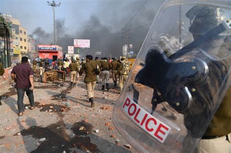 دہلی فسادات ہمیں مسلمان ہونے کی وجہ سے نشانہ بنایا گیا‘ Independent Urdu