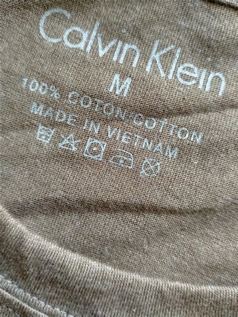 เสื้อผ้า แฟชั่น Cavin Klein