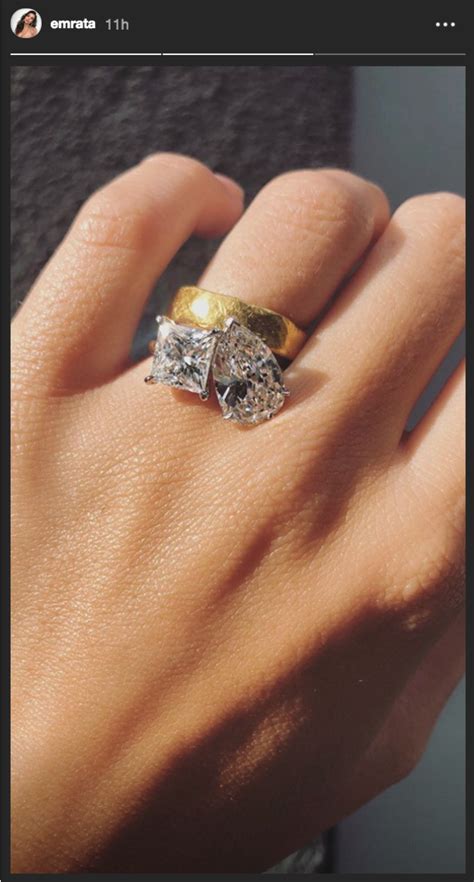 Emily ratajkowski has just given fans the first look at her massive engagement ring. Emily Ratajkowski Finally Gets a Mega Two-Stone Engagement ...