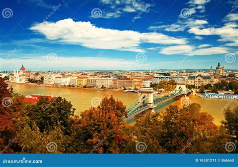 Budapest City In Autumn Stock Image Image Of Europe 16381211