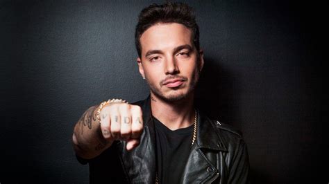 Balvin was born in medellín, the largest district of antioquia, where he became interested in music at. J Balvin: conheça a história do cantor colombiano de reggaeton