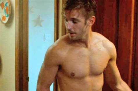 Dan Stevens Downton Abbey Star Naked In New Film The Guest Daily Star
