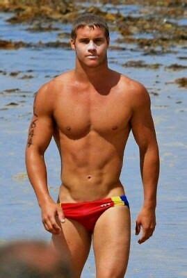 Shirtless Muscular Male Beefcake Speedo Swim Suit Hunk Jock Body Photo