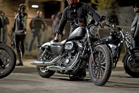 There were a few outcomes but the biggest for the iron 883 was brand new suspension and much. HARLEY DAVIDSON Iron 883 specs - 2008, 2009 - autoevolution