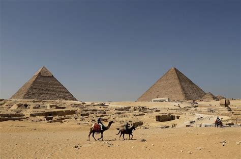 The northernmost and oldest pyramid of the group was built for khufu. Discovery of ancient ramp system may help explain how ...