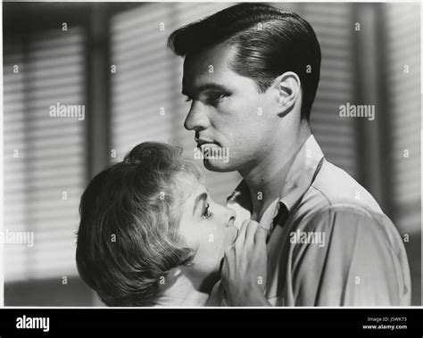 Janet Leigh John Gavin On Set Of The Film Psycho 1960 Stock Photo