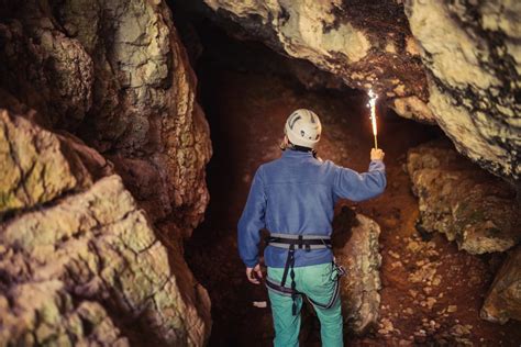 6 Caves In Tennessee To Explore Bluecross Blueshield Of Tennessee