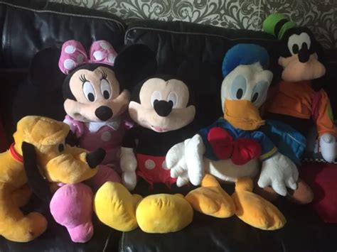 Disney Giant Plush Mickeyminnie Mousedonald Duckplutogoofy £1350