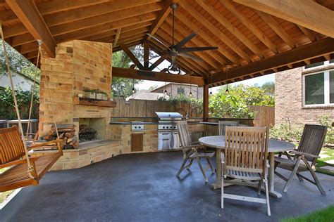 Braeswood Place Outdoor Covered Patio Sunroom And Balcony