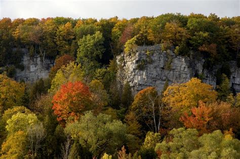 Hiking At Rattlesnake Point A Hidden Slice Of Wilderness Just Outside