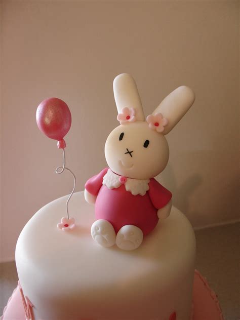 1st Birthday Bunny Fondant Cake