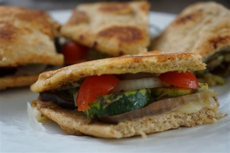 Spread 1/2 tsp of butter on each slice of bread. Easy to Cook Meals: Vegetable Panini