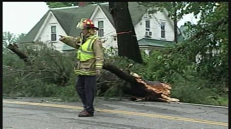 Storm Leaves Thousands Without Power