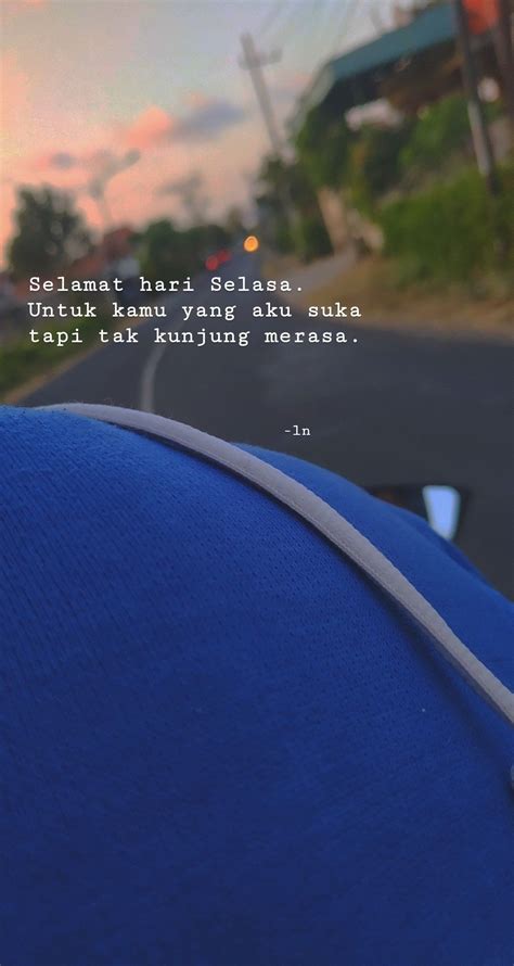 See more ideas about quotes rindu, reminder quotes, cinta quotes. Pin oleh Lita yuliani di Quote ᵕ̈ | Ungkapan lucu, Kutipan ...