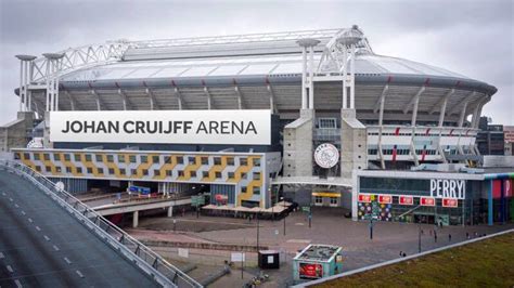 — johan cruijff arena (@amsterdamarena) 25 april 2018. L'Amsterdam Arena si chiamerà Johan Cruijff Arena