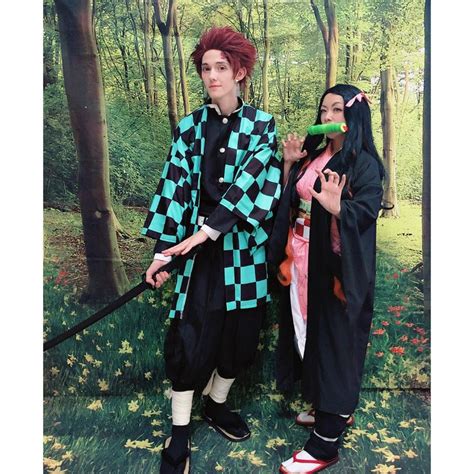 Tanjiro And Nezuko Kamado Ideias De Cosplay Cosplay