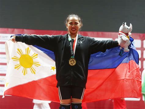 Hidilyn Diaz Wins First Gold In 2018 Asian Games Womens Weightlifting
