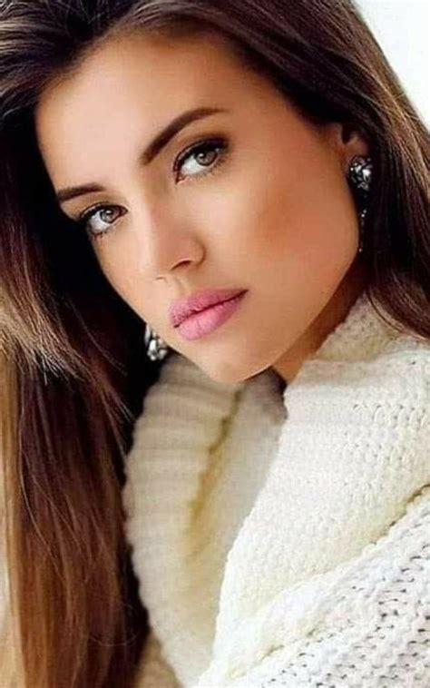 Most Beautiful Faces Beautiful Lips Beautiful Models Pretty Woman Gorgeous Women Beautiful