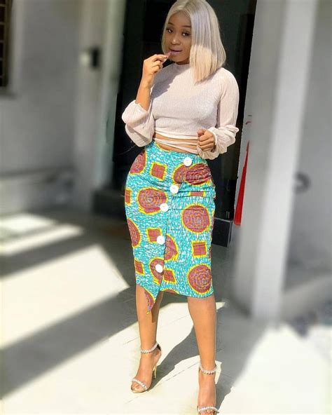 Ankaratasticasoebiafrica 🤩 Efiaodo African Print Skirt African