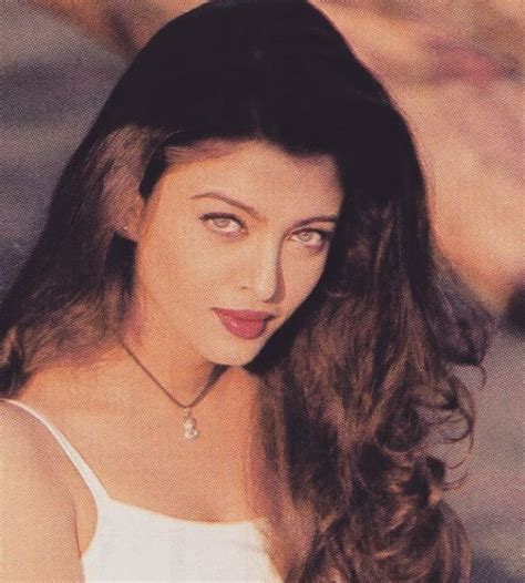 Aishwarya Rai 90s In 2022 90s Bollywood Fashion Vintage Bollywood