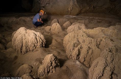 Tham Khoun Cave An Incredible Hidden Cave In Laos