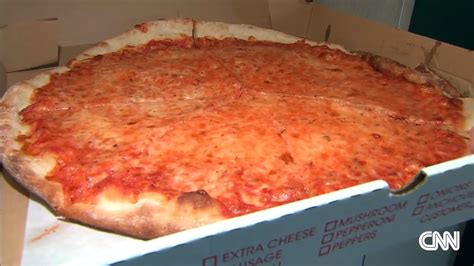 Car Lot Goes Out Of Business After Asking A Pizza Delivery Guy To Give